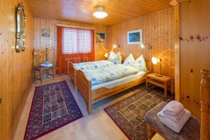 House | 4 bedrooms, cots/infant beds, free WiFi - Ferienhaus in Grächen, Vallis (St. Niklaus)