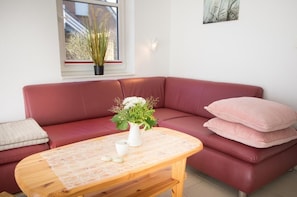 Apartment | Wohnzimmer | Fernseher