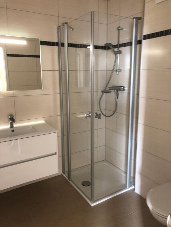Apartment | Bathroom