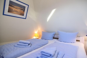 Apartment | 1 bedroom, cots/infant beds, free WiFi