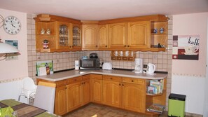 Apartment (Haus Marrakesch) | Eigene Küche | Kühlschrank