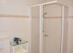 Apartment | Badezimmer