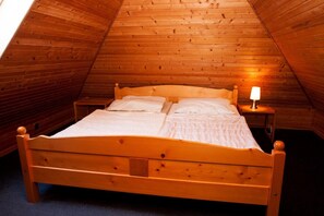 Apartment | 3 Schlafzimmer, Babybetten, kostenloses WLAN