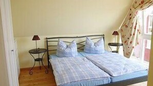 House | 2 bedrooms, WiFi (free) - Wave (Groemitz)