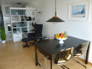 Apartment | Wohnzimmer | Fernseher