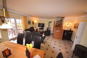 House (Ferienhaus "Bel Monte" in Groß Zicke) | Living room | TV - Ferienhaus "bel Monte" in Groß Zicker/halbinsel Mönchgut (Mönchgut-Granitz)