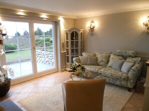 Apartment (Sönshörn 8 Mitte) | Wohnzimmer | Fernseher