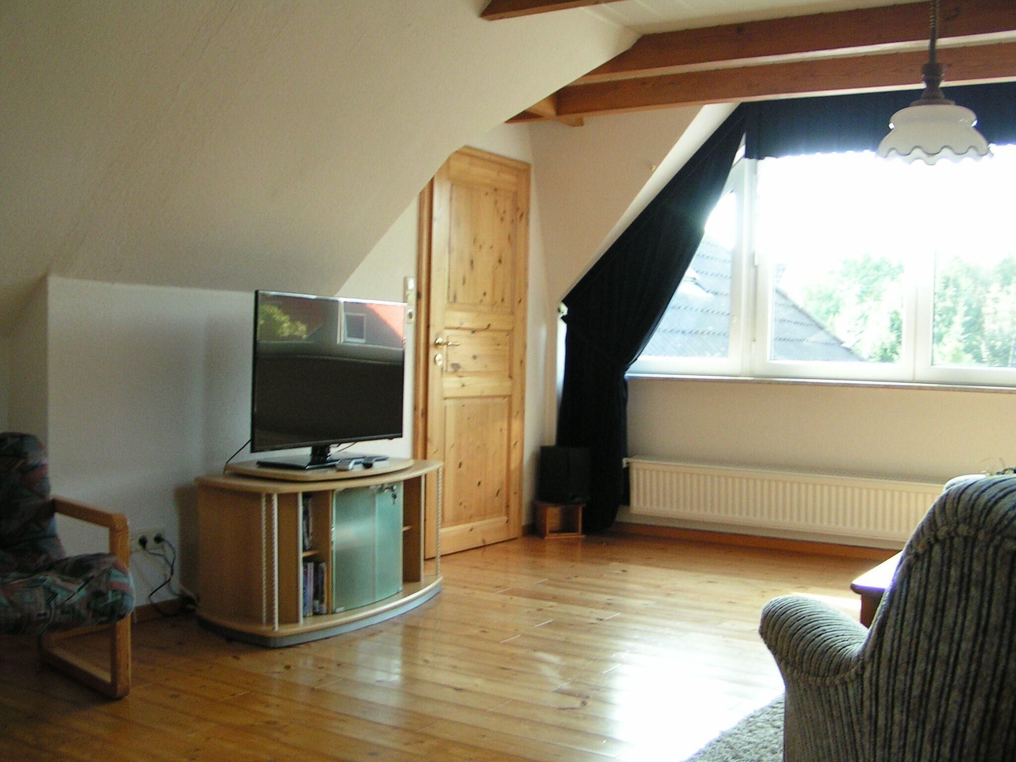 Apartment | Living room | TV, DVD player