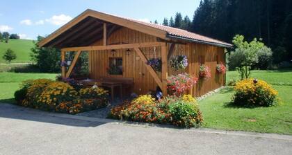 Ferienhaus "waldeck" im Bayerischen Wald - Alleinstehendes Holzhaus am Waldrand Gelegen