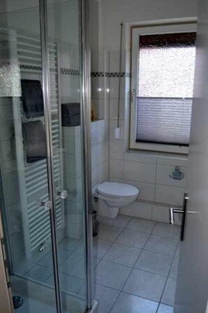 House (Ferienhaus "Am Strand") | Bathroom