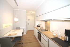 Apartment (Villa Löwenstein - Wohnung 6 / 9842) | Dapur peribadi | Peti sejuk 
