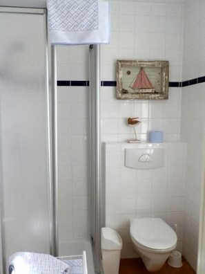 Apartment | Bathroom