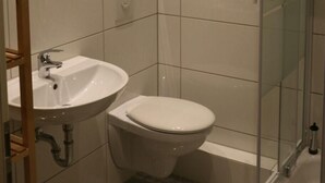 Apartment | Badezimmer