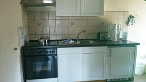 Apartment | Eigene Küche | Herdplatte