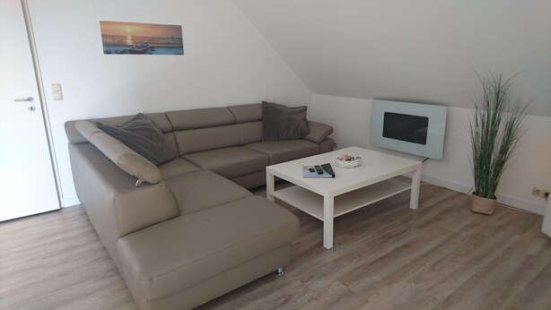 Unclassified image, 1 of 1, button - Ferienwohnung MF4 mit Balkon (Cuxhaven)