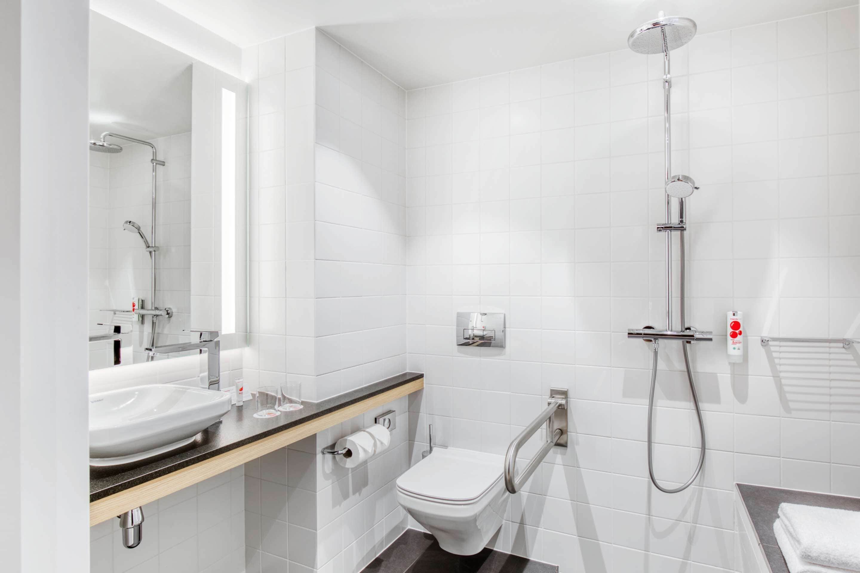 minibar, in-room safe, desk, laptop workspace