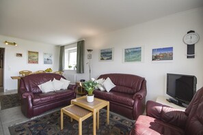 Apartment | Wohnzimmer | Fernseher
