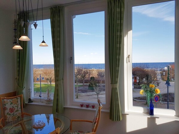 Apartment | Private kitchen | Fridge, microwave, stovetop, dishwasher