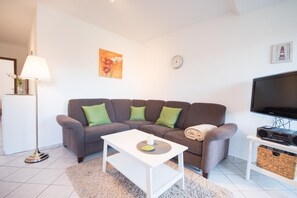 Apartment | Wohnzimmer | Fernseher