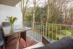 Apartment (Appartement 21) | Balkon