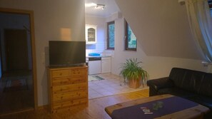 شقة | غرفة المعيشة | تلفزيون