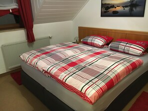 Ferienhaus | 3 Schlafzimmer, Babybetten, kostenloses WLAN