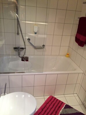House | Bathroom