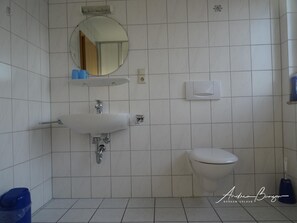 Apartment (Haus Moana, Wohnung 1) | Badezimmer
