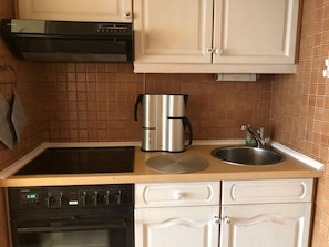 Apartment (Strandliebe) | Eigene Küche | Kühlschrank