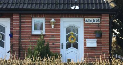 Ferienwohnung "achter de Diik"
