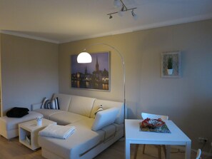 아파트 | 거실 | TV, DVD 플레이어