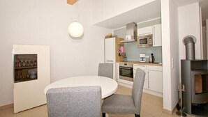 Apartment | Private kitchen - Strandresort Rex Rugia - Haus 29-7 (Mönchgut-Granitz)