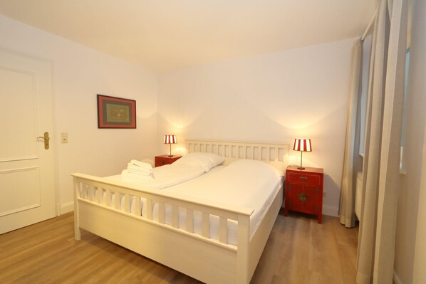 3 عدّة غرف نوم وأسرّة أطفال/رضّع وواي فاي مجانًا