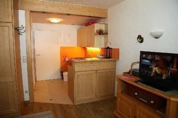 Apartment | Wohnzimmer | Fernseher