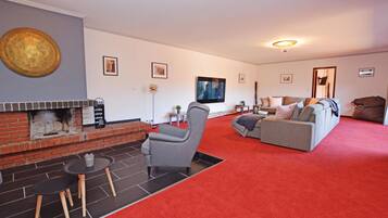 3 bedrooms, free WiFi