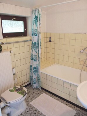 Apartment | Bathroom - Schöne 3 Zimmer Ferienwohnung in St. Dionys bei Lüneburg (Barum)