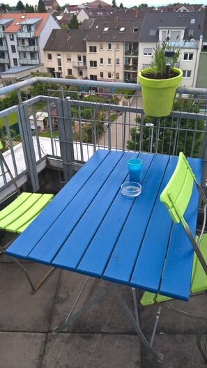 Apartment | Balcony - Komfortapartment Neckerau (Mannheim)