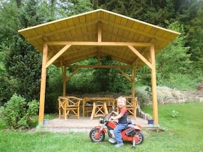 Apartment (Harzhaus am Brunnen, Wohnung 2) | Unterkunftsgelände