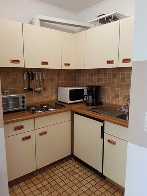 Apartment (PEKW6A103 - FeWo 'Kievitt') | Eigene Küche | Kühlschrank