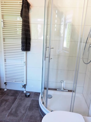 Apartment (Appartement Silbermöve AMH/002) | Badezimmer