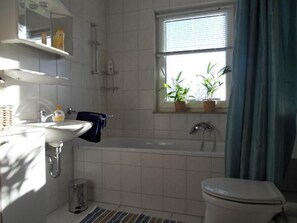 Apartment | Badezimmer