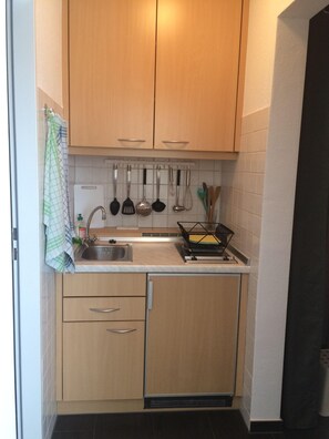 Apartment | Private kitchen | Fridge, stovetop - Ferienwohnung Putz (Neureichenau)