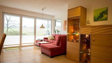 Apartment (Ferienwohnung Augenblick (im Ferienha) | Living room | TV