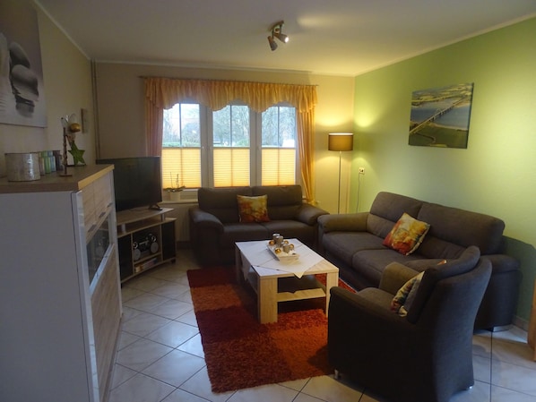 Fernseher, DVD-Player