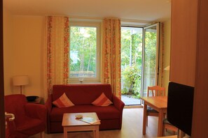 Apartment | Wohnzimmer | Fernseher