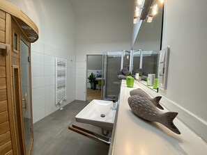 Lägenhet (PENTHOUSE-Hafenwohnung REEDERs TOPP) | Badrum