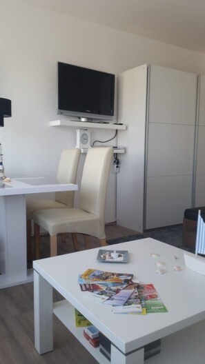 Apartment (Ferienwohnung Südstrandflair) | Eigene Küche | Kühlschrank