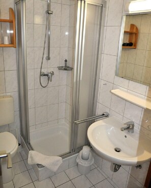 Apartment | Badezimmer
