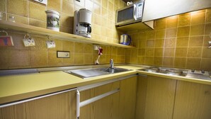 Leilighet | Eget kjøkken | Kaffetrakter/tekoker, kjøleskap, mikrobølgeovn og kokeplater