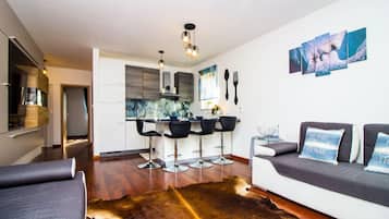 Apartment (Luxuriöses Ferienwohnung Stella del ) | Living room | TV